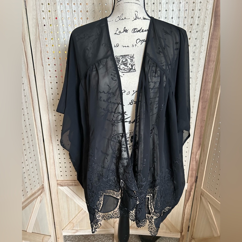 Tinley Lace Trim Kimono Wrap Cover Up Elegant Sheer Black Sz Small